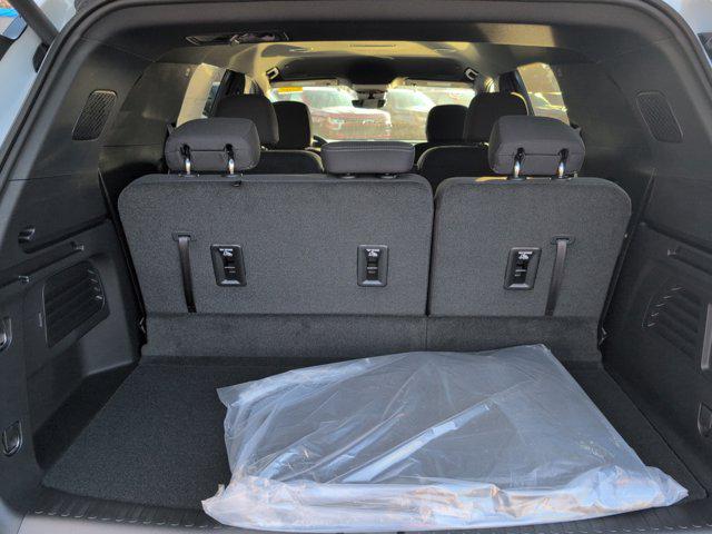 2026 Chevrolet Traverse AWD LT