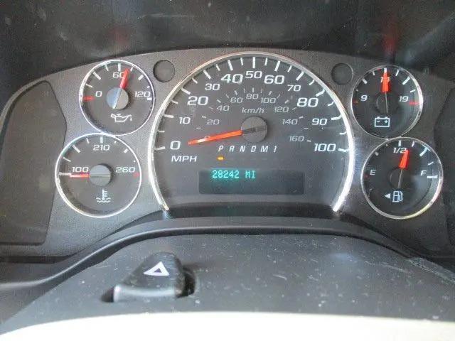 2024 Chevrolet Express Cargo Van RWD 2500 Regular Wheelbase WT