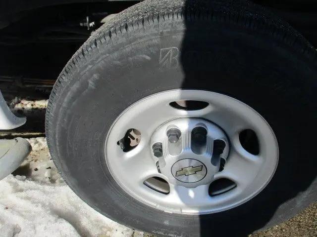 2024 Chevrolet Express Cargo Van RWD 2500 Regular Wheelbase WT