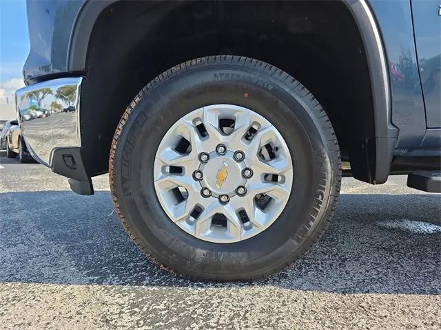 2025 Chevrolet Silverado 2500HD 4WD Regular Cab Long Bed LT