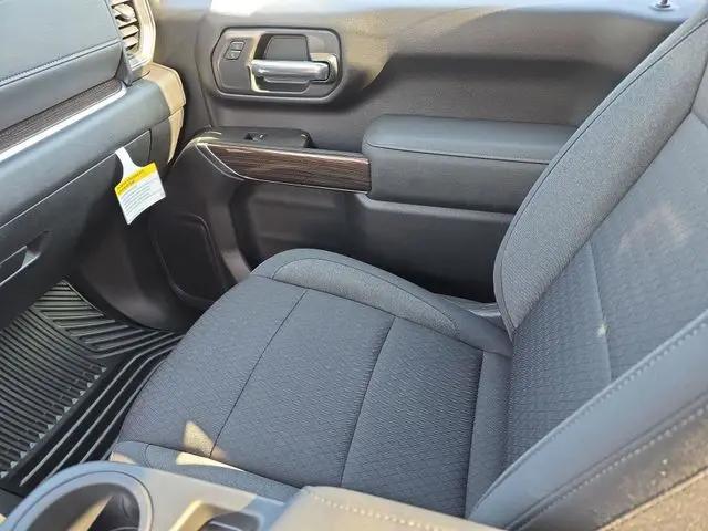 2025 Chevrolet Silverado 2500HD 4WD Regular Cab Long Bed LT