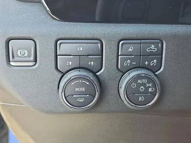 2025 Chevrolet Silverado 2500HD 4WD Regular Cab Long Bed LT