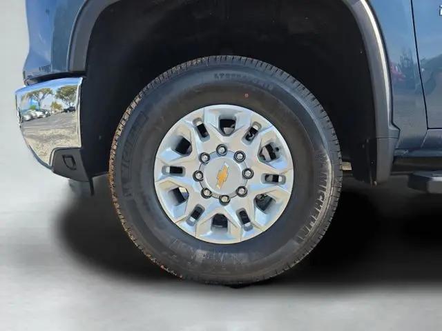 2025 Chevrolet Silverado 2500HD 4WD Regular Cab Long Bed LT