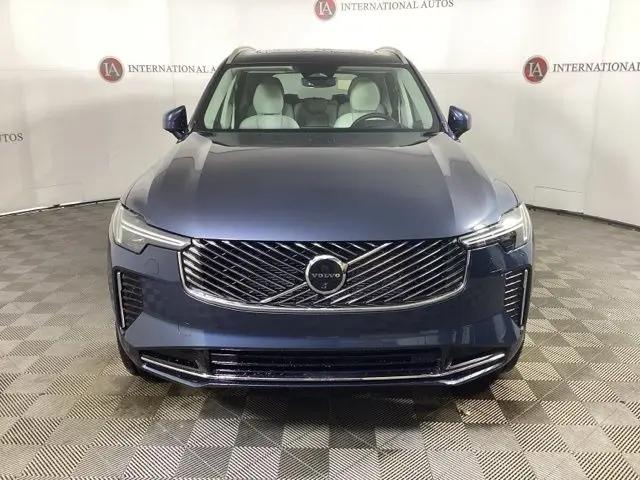 2026 Volvo XC90 Ultra, B6 AWD Gas (mild hybrid), Gasoline, Bright, 7 Seats