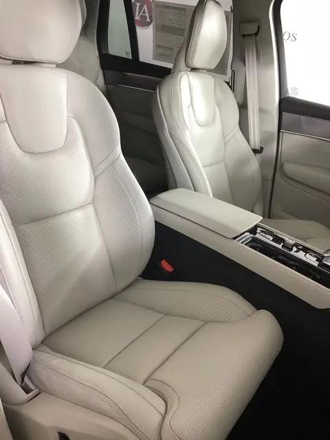 2026 Volvo XC90 Ultra, B6 AWD Gas (mild hybrid), Gasoline, Bright, 7 Seats