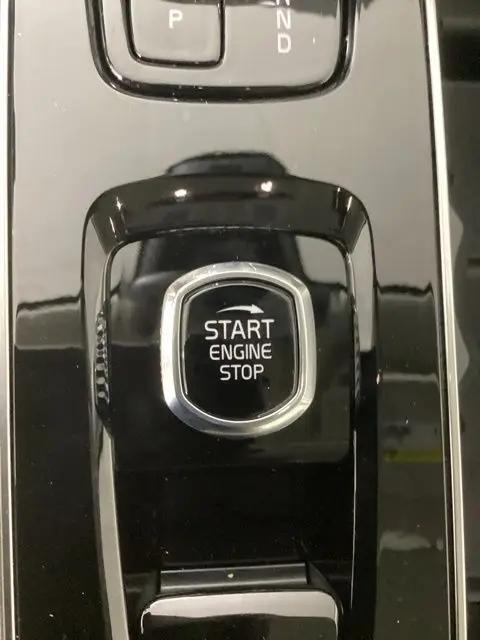 2026 Volvo XC90 Ultra, B6 AWD Gas (mild hybrid), Gasoline, Bright, 7 Seats