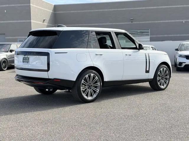 2026 Land Rover Range Rover P400 SE