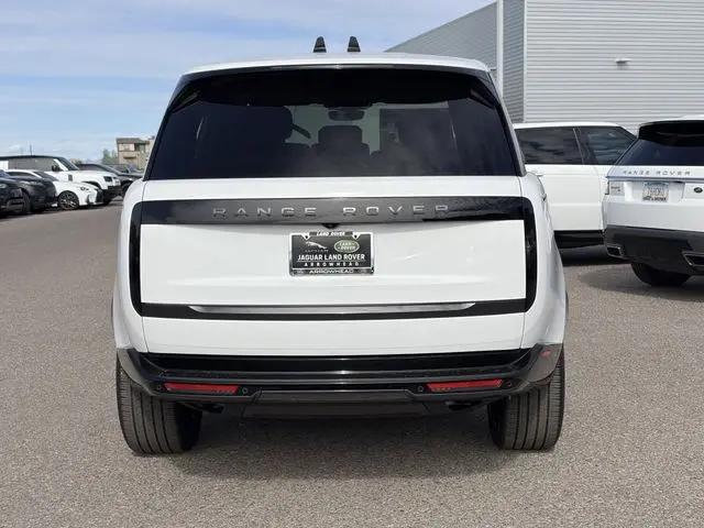 2026 Land Rover Range Rover P400 SE