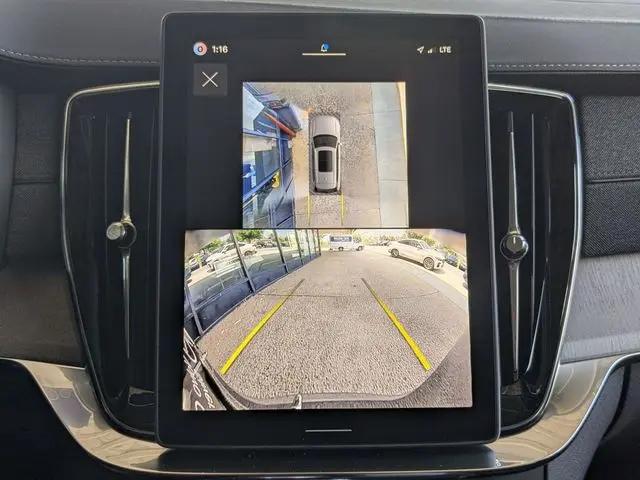 2026 Volvo XC90 Ultra, B6 AWD Gas mild hybrid, Gasoline, Bright, 7 Seats