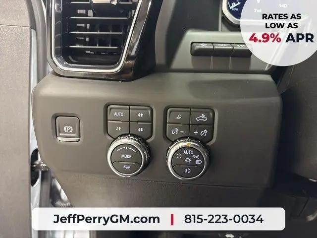 2026 GMC Sierra 2500HD Crew Cab, Standard Bed, Denali Ultimate, 4WD