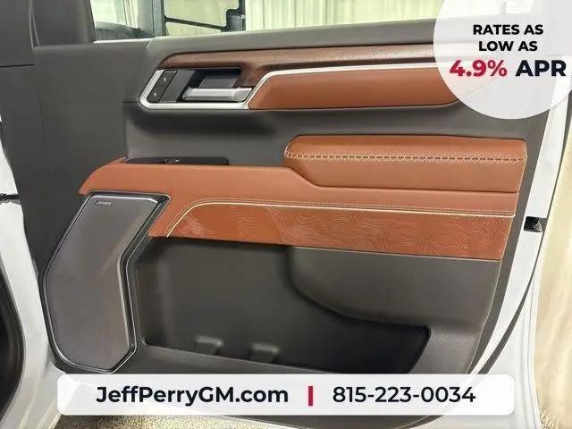 2026 GMC Sierra 2500HD Crew Cab, Standard Bed, Denali Ultimate, 4WD