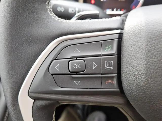 2026 Jeep Grand Cherokee L Altitude 4x4