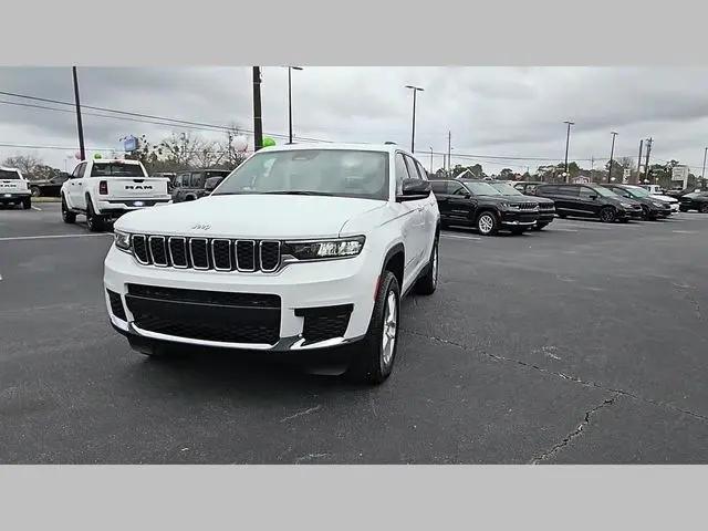 2026 Jeep Grand Cherokee L Altitude 4x4