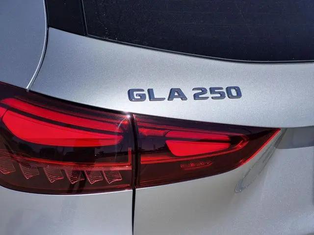 2026 Mercedes-Benz GLA-CLASS 4MATIC