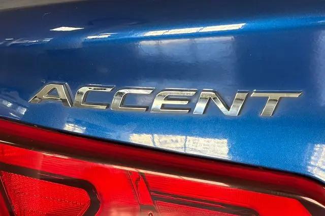 2019 Hyundai Accent SE