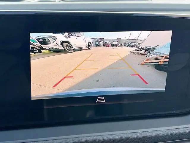 2026 Buick NV Preferred FWD