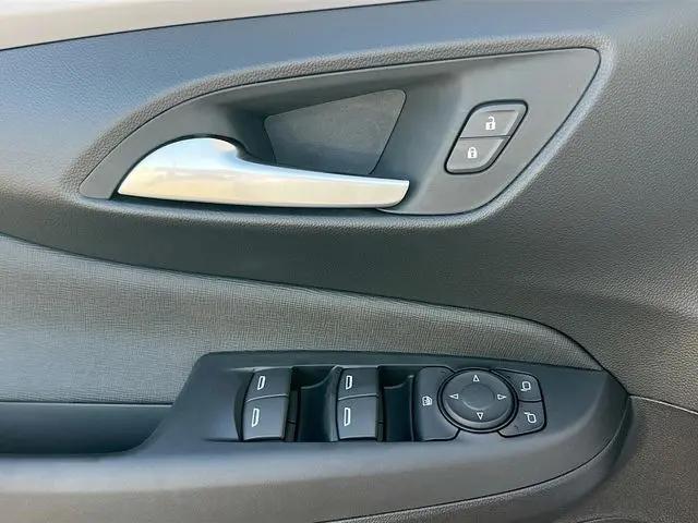 2026 Buick NV Preferred FWD