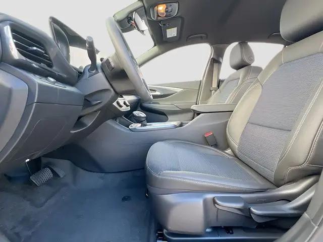 2026 Buick NV Preferred FWD
