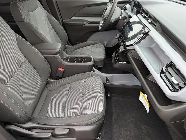 2027 Chevrolet Bolt LT FWD