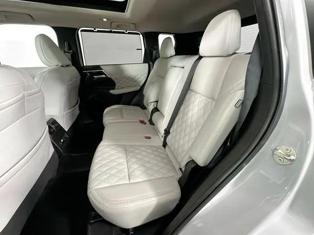 2023 Mitsubishi Outlander PHEV SEL S-AWC