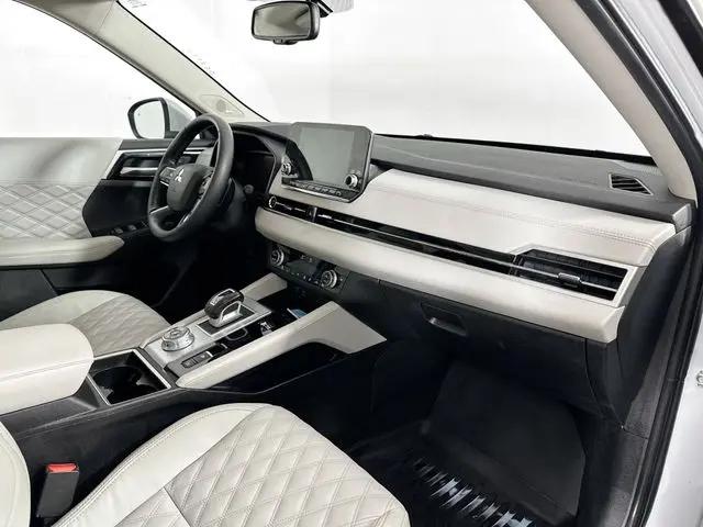 2023 Mitsubishi Outlander PHEV SEL S-AWC