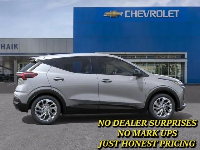 2027 Chevrolet Bolt LT FWD