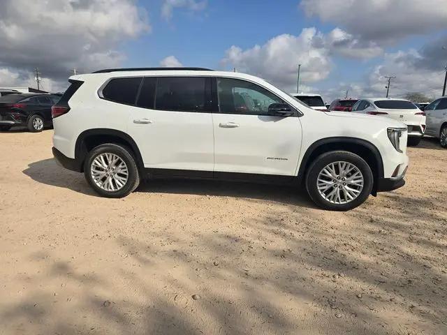 2026 GMC Acadia Elevation FWD