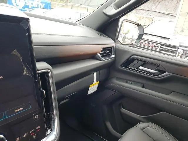 2026 GMC Yukon XL 4WD Denali