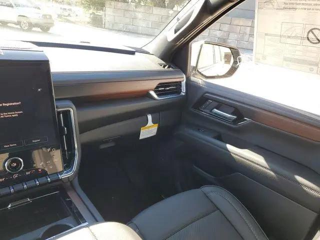 2026 GMC Yukon XL 4WD Denali