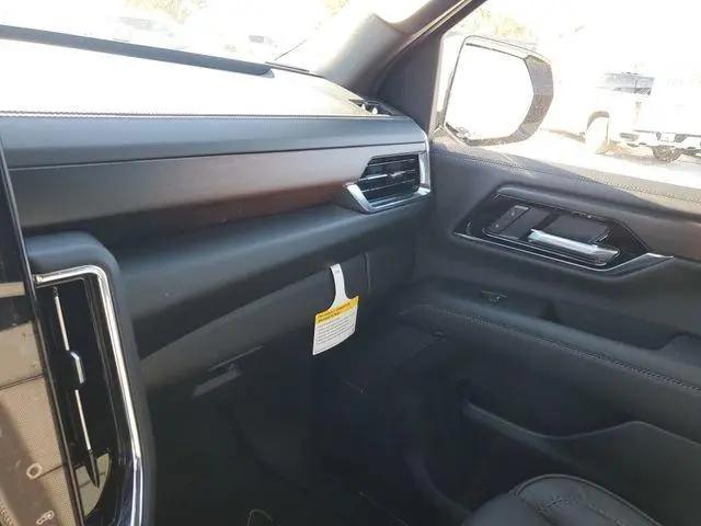 2026 GMC Yukon XL 4WD Denali