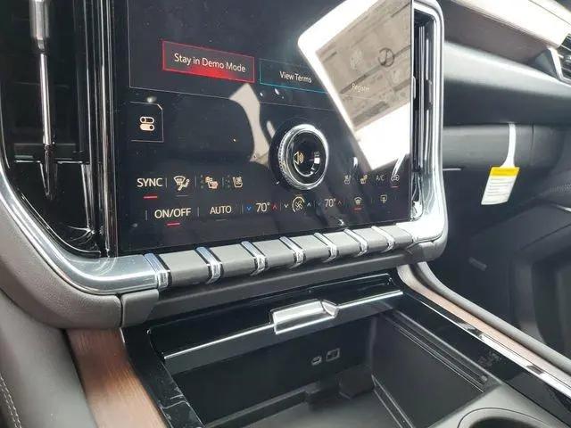 2026 GMC Yukon XL 4WD Denali