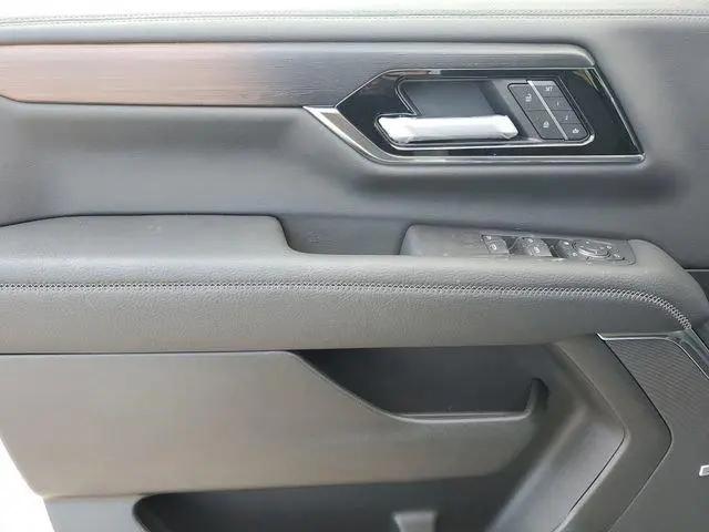 2026 GMC Yukon XL 4WD Denali