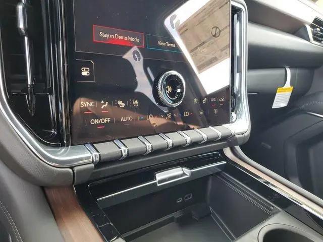 2026 GMC Yukon XL 4WD Denali