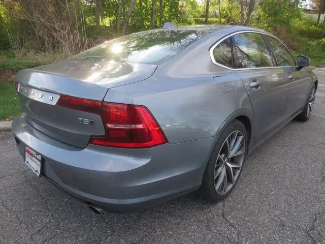 2018 Volvo S90 T5 Momentum
