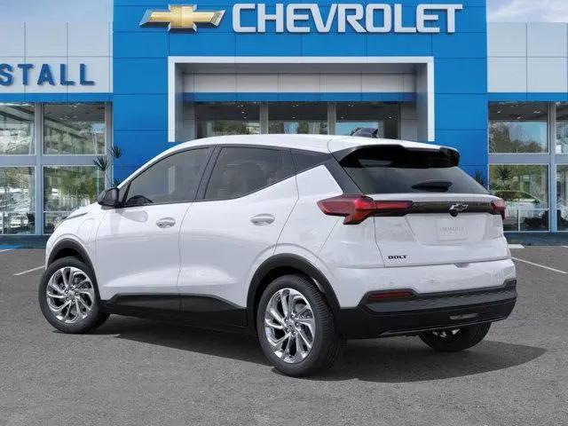 2027 Chevrolet Bolt LT FWD