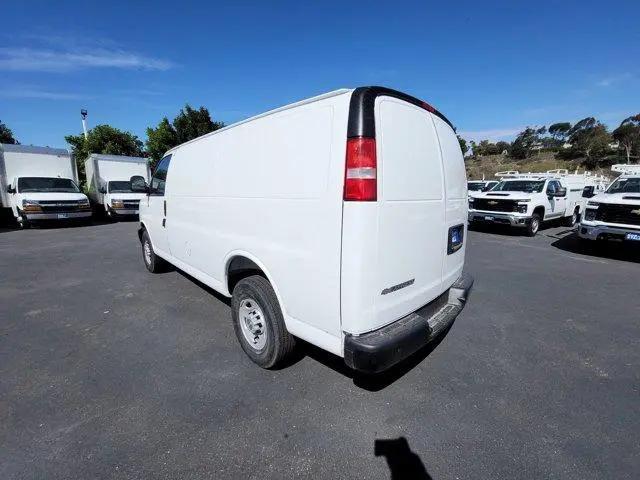 2026 Chevrolet Express Cargo Van 2500 Regular Wheelbase, WT, RWD