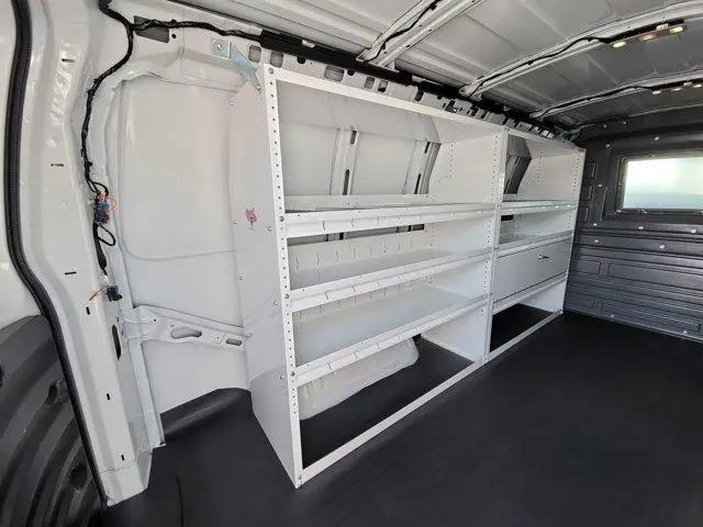 2026 Chevrolet Express Cargo Van 2500 Regular Wheelbase, WT, RWD