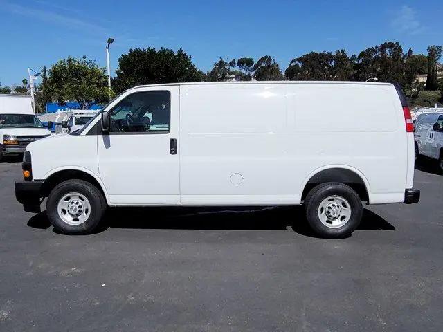 2026 Chevrolet Express Cargo Van 2500 Regular Wheelbase, WT, RWD