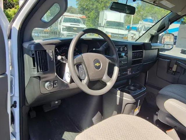 2026 Chevrolet Express Cargo Van 2500 Regular Wheelbase, WT, RWD