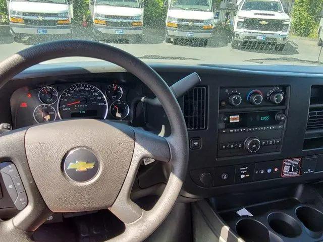 2026 Chevrolet Express Cargo Van 2500 Regular Wheelbase, WT, RWD