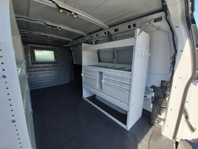 2026 Chevrolet Express Cargo Van 2500 Regular Wheelbase, WT, RWD
