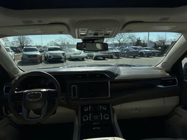 2023 GMC Yukon XL Denali