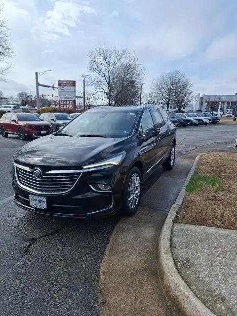 2023 Buick Enclave Premium AWD