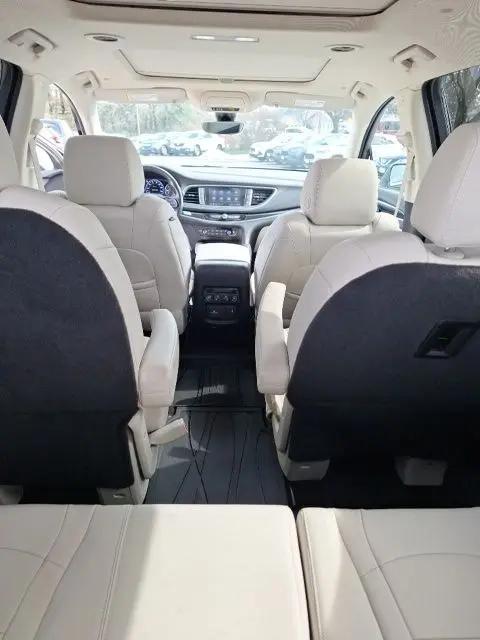 2023 Buick Enclave Premium AWD