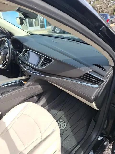 2023 Buick Enclave Premium AWD