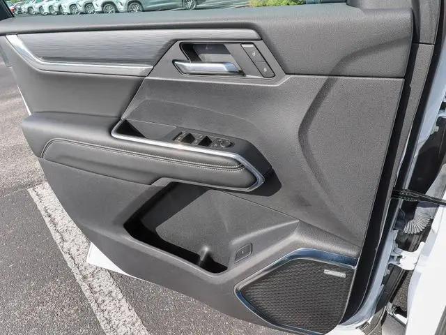 2026 GMC Acadia Elevation FWD