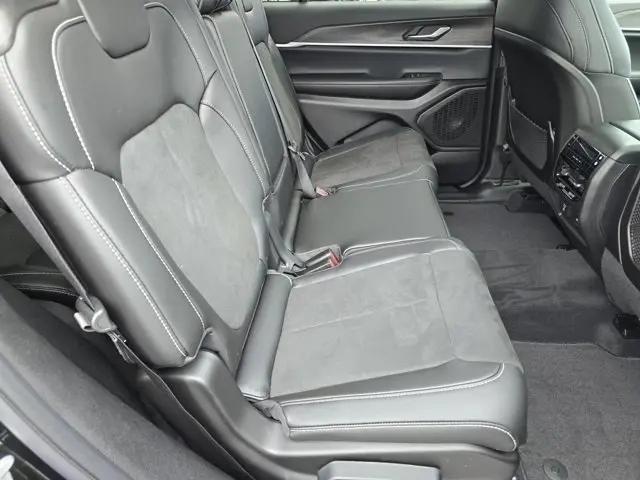 2026 Jeep Grand Cherokee L Altitude 4x4