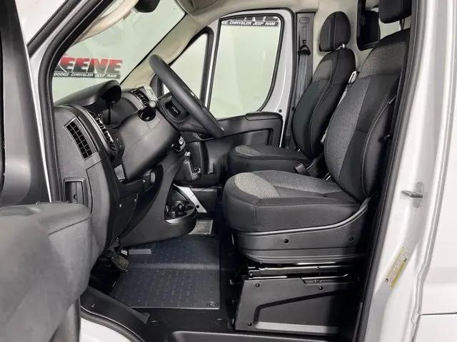 2026 Ram ProMaster 2500 Cargo Van Tradesman Low Roof 136" WB w/Pass Seat
