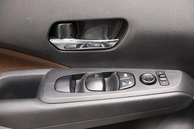 2022 Nissan Kicks SR Xtronic CVT