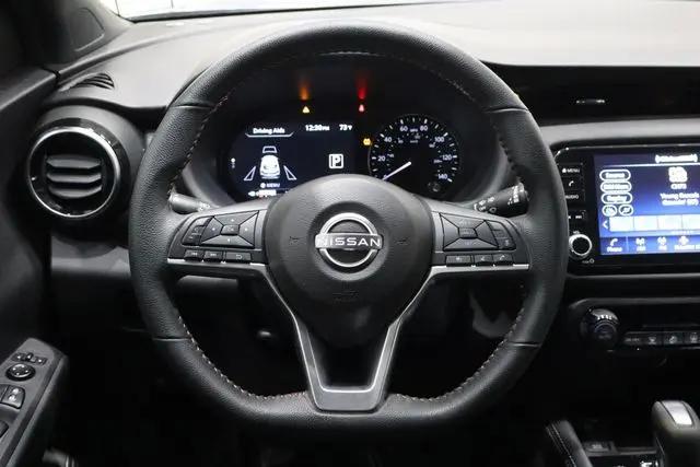 2022 Nissan Kicks SR Xtronic CVT